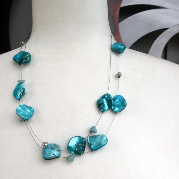 Delicate Turquoise 2 strand Shell Necklace - Picture 2 of 3